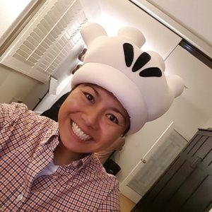 Meet your Posher, Yum